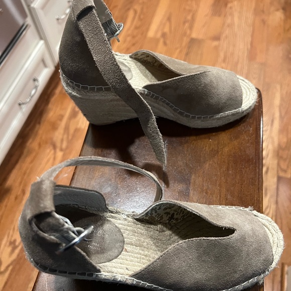 Seychelles Suede Espadrille Wedge Sandals - Picture 3 of 5